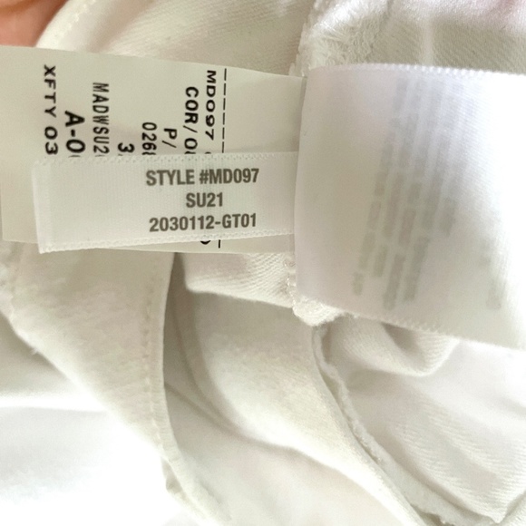 ❤️ NWT Madewell 9" Mid-Rise Skinny Crop Jeans in Pure White - Size 32 - Picture 11 of 11